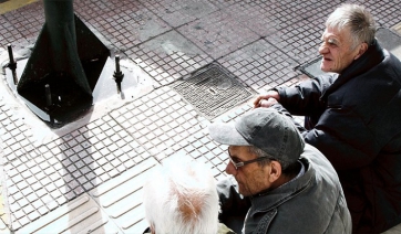 Κραυγή αγωνίας για τους συνταξιούχους: Εξαθλιωμένοι οι 8 στους 10