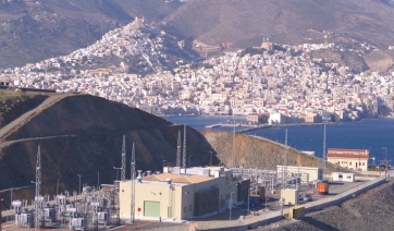 Η ηλεκτρική διασύνδεση των Κυκλάδων είναι γεγονός! Εγκαίνια του έργου από τον Πρωθυπουργό