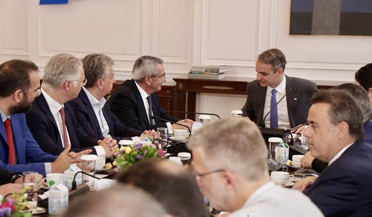 Το Εθνικό Πρόγραμμα Ανάπτυξης 2026-2030 κεντρικό θέμα της συνάντησης των 13 Περιφερειαρχών της χώρας με τον Πρωθυπουργό Κυριάκο Μητσοτάκη (Bίντεο)