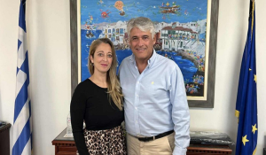 Συνάντηση της Αντιδημάρχου Τουρισμού Αμοργού με τον Γενικό Γραμματέα του ΕΟΤ – Ενίσχυση της παρουσίας του νησιού σε θεματικές εκθέσεις πεζοπορικού τουρισμού