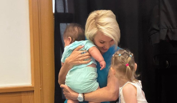 Η Κατερίνα Μονογυιού ομιλήτρια στην Τήνο για την Παγκόσμια Ημέρα Γονιμότητας