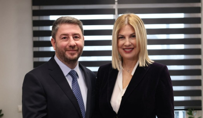 Και επίσημα στο ΠΑΣΟΚ η Ράνια Θρασκιά: Συναντήθηκε με τον Νίκο Ανδρουλάκη -Στους 32 οι βουλευτές της ΚΟ (βίντεο)