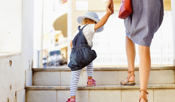 Παράταση έως το Νοέμβριο 2025 για τη Δράση «Νταντάδες της Γειτονιάς»