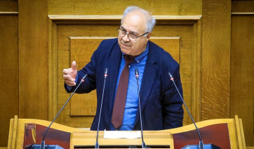 Διεγράφη από την ΚΟ του ΠΑΣΟΚ ο βουλευτής Παναγιώτης Παρασκευαΐδης μετά τις δηλώσεις για συγκυβέρνηση «και με δικτατορικά καθεστώτα»