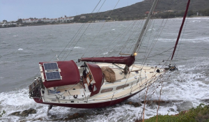 Παροχή συνδρομής σε Ι/Φ σκάφος στον Πόρο – Προσάραξη Ι/Φ σκάφους στο Λαύριο – Βύθιση Ε/Ρ σκαφών και πτώση οχήματος στη θάλασσα στη Γαύδο – Βύθιση Ε/Ρ σκάφους στην Ιεράπετρα