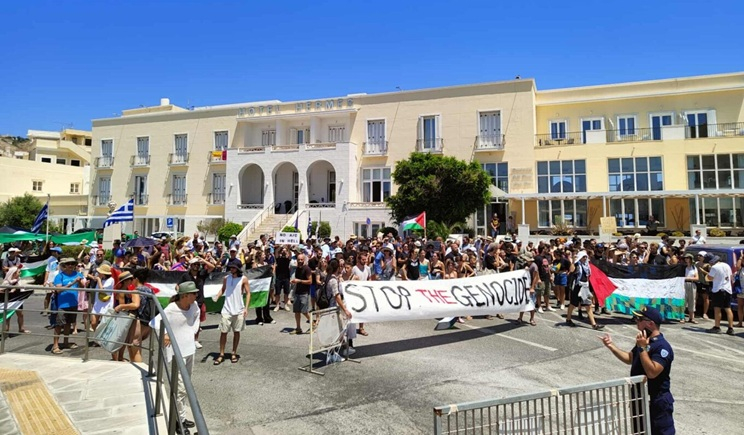 Σύρος: Αντιδράσεις από το Ισραηλινό ΥΠΕΞ για το περιστατικό με το κρουαζιερόπλοιο - "Αδιανόητο και προσβλητικό" λέει ο Α. Γεωργιάδης (βίντεο)