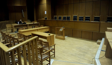 Μισθοδικείο: Δεν επαναφέρεται ο 13ος και 14ος μισθός στους δικαστές και εισαγγελείς