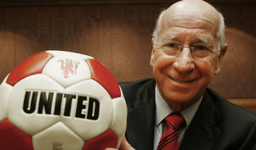 Πέθανε o Bobby Charlton, θρυλική μορφή του αγγλικού ποδοσφαίρου