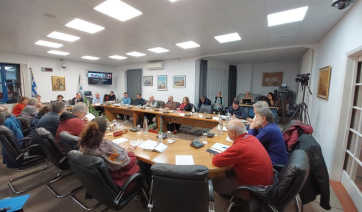 Πάρος, Δημοτικό Συμβούλιο: Επιτακτική η ανάγκη για ένα νέο κοιμητήριο Παροικίας – Νάουσας (Βίντεο)