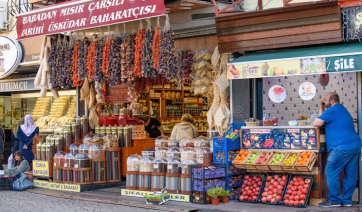 Οι Τούρκοι έρχονται Ελλάδα για ψώνια: «Εδώ το λάδι το βρίσκω στη μισή τιμή»!