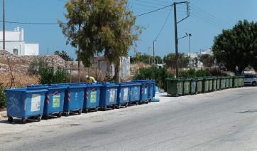 Πάρος: «Επιχείρηση» - καθαριότητα του Δήμου σε οικισμούς του νησιού (Βίντεο)
