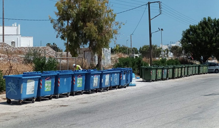 Πάρος: «Επιχείρηση» - καθαριότητα του Δήμου σε οικισμούς του νησιού (Βίντεο)