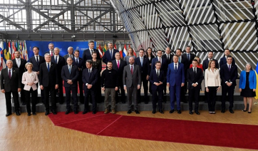 Σύνοδος Κορυφής: Ο Όρμπαν δεν χειροκρότησε τον Ζελένσκι στη Σύνοδο της ΕΕ