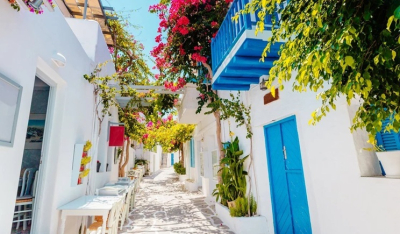 «Μαγνήτης» τα ελληνικά νησιά για ξένους επενδυτές - Ισχυρή δυναμική στην αγορά του real estate στις Κυκλάδες