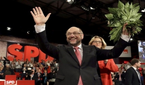 Πανηγυρική εκλογή Σουλτς με το απόλυτο 100% στους Σοσιαλδημοκράτες: «Θέλω να γίνω καγκελάριος»