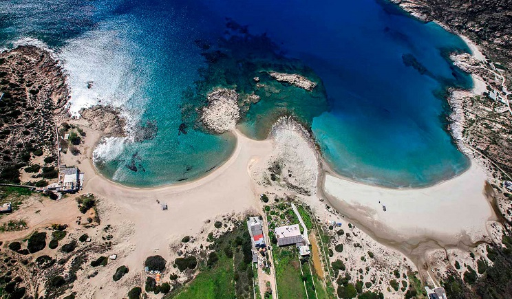 Ίος: Πολυδιάστατος προορισμός που εκσυγχρονίζει τις υποδομές του, σύμφωνα με διεθνή μέσα