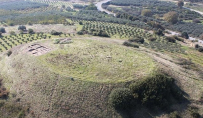 Ίχνη μολύβδου από τη Σαντορίνη εντοπίστηκαν στο Παγγαίο: Νέα ανασκαφικά δεδομένα από την Τούμπα Οφρυνίου