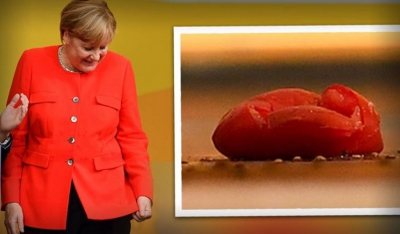 Πέταξαν ντομάτες στη Μέρκελ - Πώς αντέδρασε η Γερμανίδα καγκελάριος