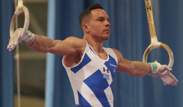 Λευτέρης Πετρούνιας: Χρυσό μετάλλιο με μαγική εμφάνιση στο Παγκόσμιο Κύπελλο στο Κάιρο (βίντεο)