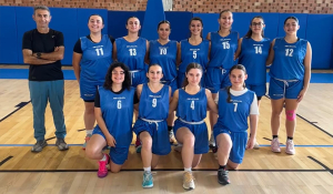 Σχολικοί Αγώνες Μπάσκετ: Τα κορίτσια του ΓΕΛ Πάρου πέρασαν νικηφόρα από τη Νάξο και πάνε τελικό