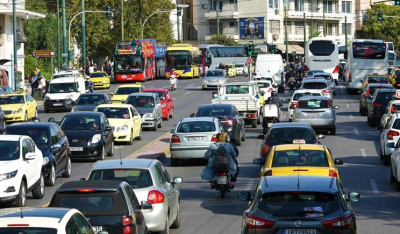 Κυκλοφοριακό κομφούζιο στο κέντρο λόγω διαδηλώσεων -Χάος σε Κηφισό, Αττική Οδό, δείτε πού υπάρχουν προβλήματα