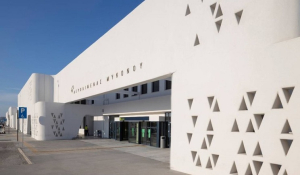 Fraport Greece: Επιβατική κίνηση Ιουνίου - Πώς κινήθηκαν Μύκονος και Σαντορίνη