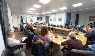 Πάρος, Δημοτικό Συμβούλιο: Συζήτηση εκτός ημερήσιας διάταξης για το φλέγον ζήτημα της καθαριότητας στο νησί