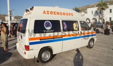 Έφθασε στην Πάρο το νέο, σύγχρονο ασθενοφόρο της Ε.Ο.Δ!