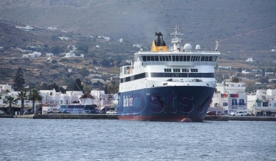 Απαγόρευση απόπλου σε Ε/Γ-Ο/Γ πλοίο στη Σύρο