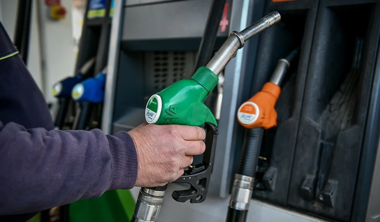 Fuel Pass: Πώς κάνετε αίτηση, ποιοι το δικαιούνται και πότε πληρώνονται τα ποσά πριν από το Πάσχα