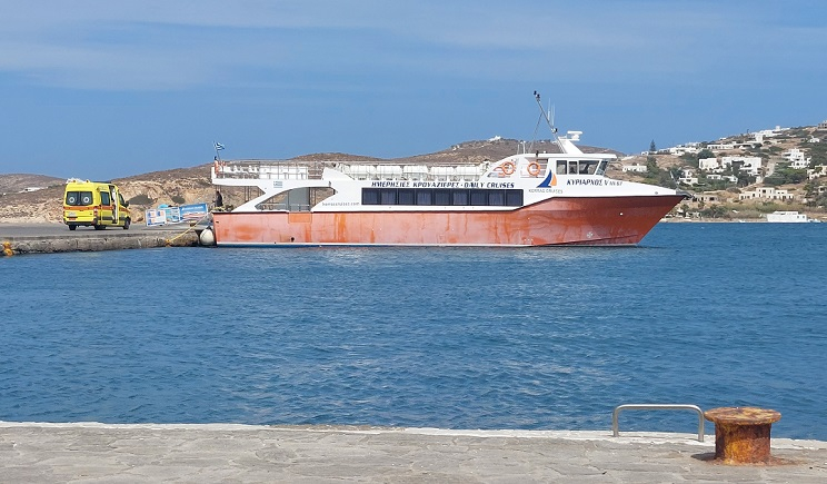 Θαλάσσια διακομιδή από το λιμάνι της Πάρου