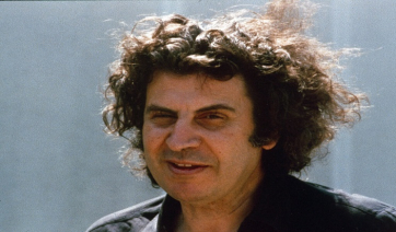 Μίκης Θεοδωράκης: Μία ζωή σαν Ιστορία