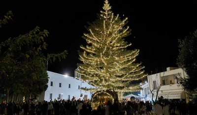 Πάρος: Μια λαμπερή βραδιά στην Παροικία! Μαγευτική Χριστουγεννιάτικη εκδήλωση (Βίντεο)
