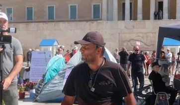 Πάνος Ρούτσι: Δεκτό το αίτημα για τοξικολογικές εξετάσεις στη σορό του γιου του που σκοτώθηκε στα Τέμπη