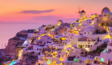 Η Σαντορίνη γιορτάζει τα πιο μαγικά Χριστούγεννα