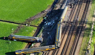 Σύγκρουση τρένου στην Ολλανδία: Βίντεο-σοκ από το εσωτερικό βαγονιού δευτερόλεπτα μετά την τραγωδία