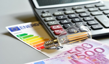 Αύξηση στους λογαριασμούς ρεύματος Αυγούστου - Ποιοι κερδίζουν και ποιοι όχι από το νέο γαλάζιο τιμολόγιο ρεύματος (βίντεο)