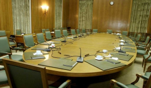 Έρχεται ανασχηματισμός: Φεύγουν 16 υπουργοί &amp; υφυπουργοί