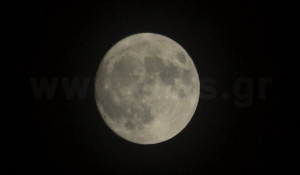 Τα μάτια… ψηλά απόψε το βράδυ. Πανσέληνος του Αυγούστου και έκλειψη Σελήνης δημιουργούν ένα εντυπωσιακό υπερθέαμα!