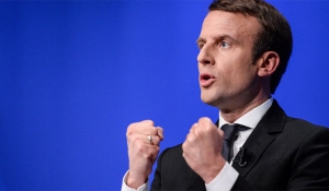 Γαλλία: Δημοσκοπική «βουτιά» για τον Μακρόν
