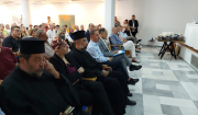 Πάρος: H εκτός καθιερωμένων ομιλία του Ιερέα πατρός Στυλιανού που προκάλεσε αίσθηση κατά την επίσκεψη Βρούτση