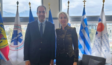 Αποστολή 6 Ειδικών Πυροσβεστικών Οχημάτων στις Κυκλάδες - Παρέμβαση και Ευχαριστίες της Κατερίνας Μονογυιού στον Υπουργό Γιάννη Κεφαλογιάννη