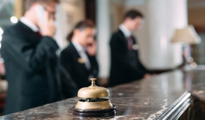 Αγωγή των ξενοδόχων κατά δημοφιλούς πλατφόρμας: «Διεκδικούμε σε ένα βάθος 20ετίας τις προμήθειες που δώσαμε» (βίντεο)