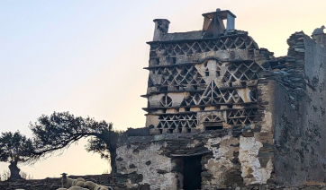 10 νέα προγράμματα σε οκτώ νησιά των Κυκλάδων -Άνδρο, Δονούσα, Κουφονήσι, Μύκονο, Σαντορίνη, Σέριφο, Σύρο, Τήνο-και δύο διακυκλαδικά