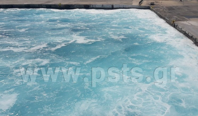 Η επιστήμη έχει αποκαλύψει γιατί η θάλασσα έχει διαφορετικά χρώματα σε διαφορετικά μέρη