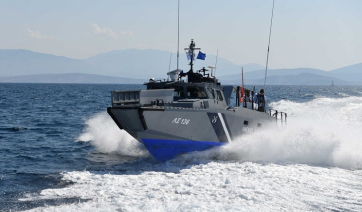 Θαλάσσια διακομιδή από το λιμάνι της Τήνου