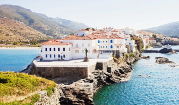 Άνδρος: Κορυφαίος προορισμός για πεζοπορία το 2025