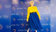 Τζωρτζέλα Κόσιαβα: Δημοσιογράφος του Open αποχώρησε από το κανάλι ντυμένη στα χρώματα της Ουκρανίας