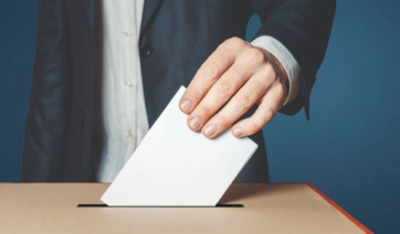 ALCO: Στις 12,5 μονάδες το προβάδισμα της ΝΔ, τρίτη η Ελληνική Λύση, αγγίζουν το 20% οι αναποφάσιστοι