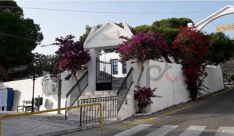 Πάρος: H καλλιτεχνική ομάδα «Μερακλίνα» έρχεται στο νησί – Δωρεάν εργαστήρια και δράσεις για παιδιά και ενήλικες